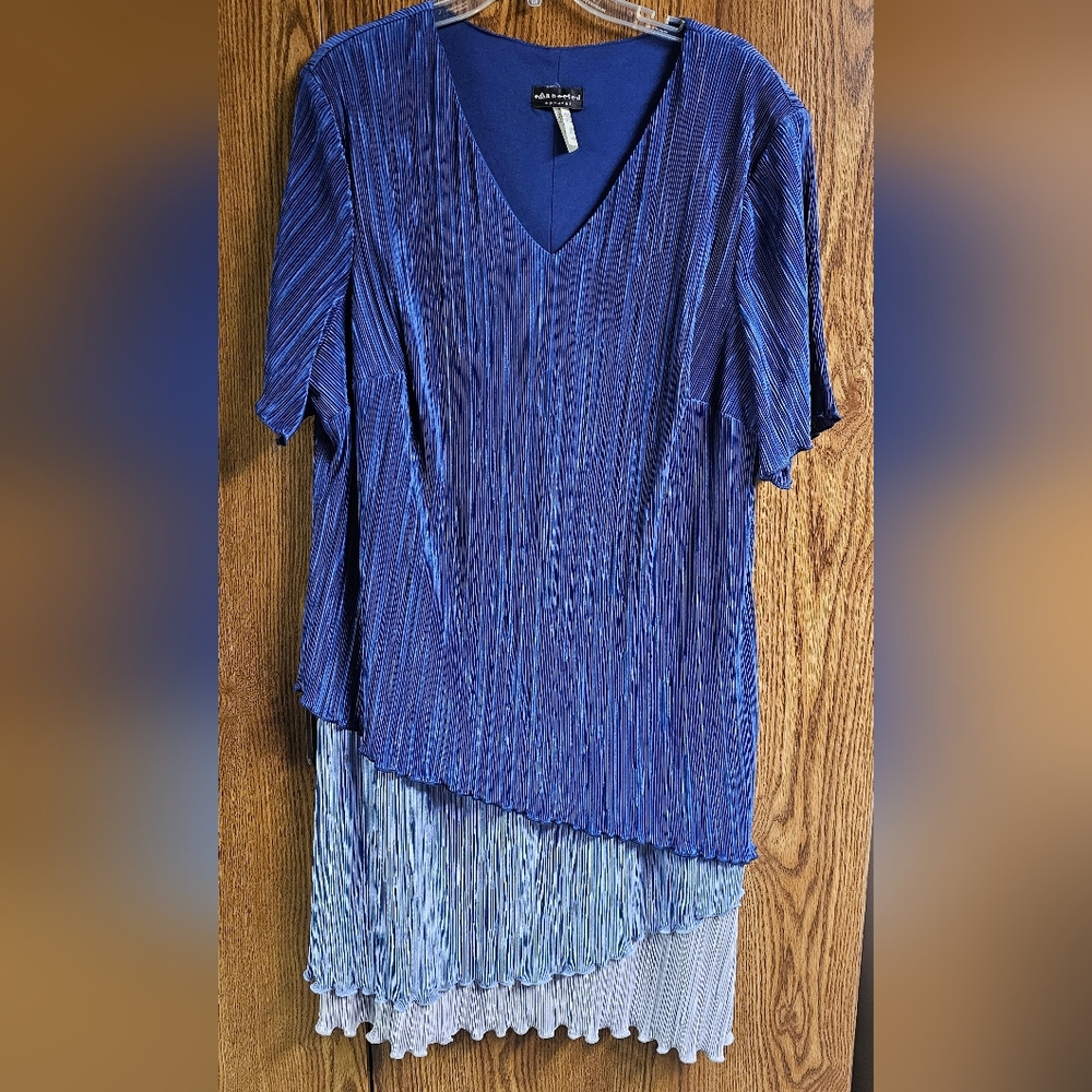 Connected Apparel Tiered Dress 24W V-Neck Top